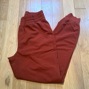 Auburn Zamora - High Waisted Scrub Pants - S / Auburn